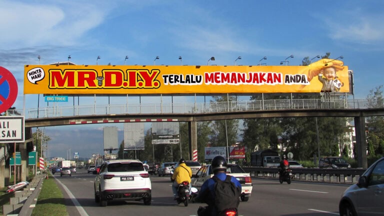 MR DIY Campaign_OHP